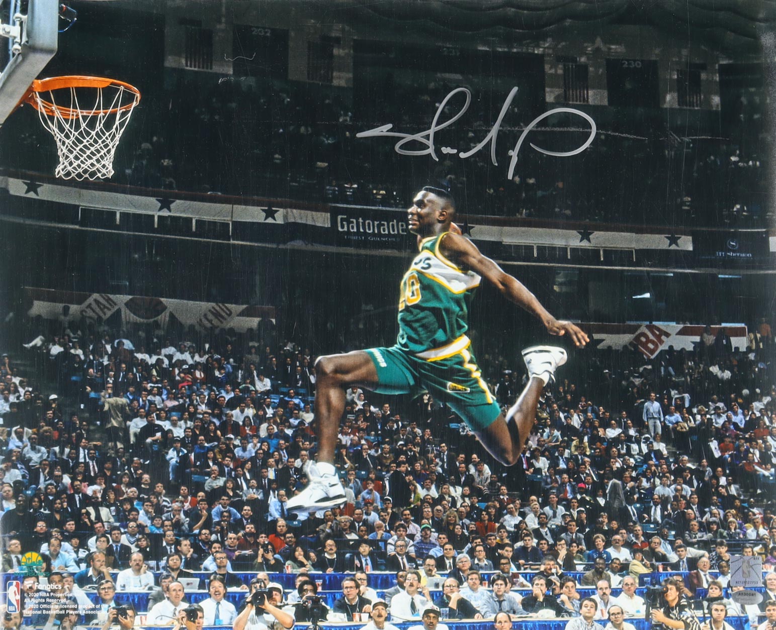 Shawn Kemp Signed SuperSonics 16x20 Photo (Schwartz) at PristineAuction.com Shawn Kemp Signed SuperSonics 16x20 Photo (Schwartz) at PristineAuction.com