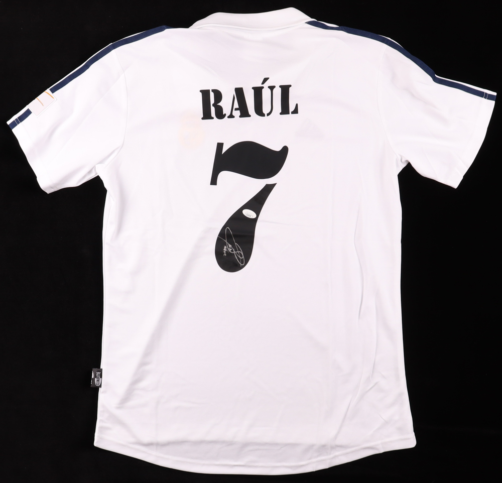 Raul Gonzalez Signed Jersey (JSA) at PristineAuction.com Raul Gonzalez Signed Jersey (JSA) at PristineAuction.com