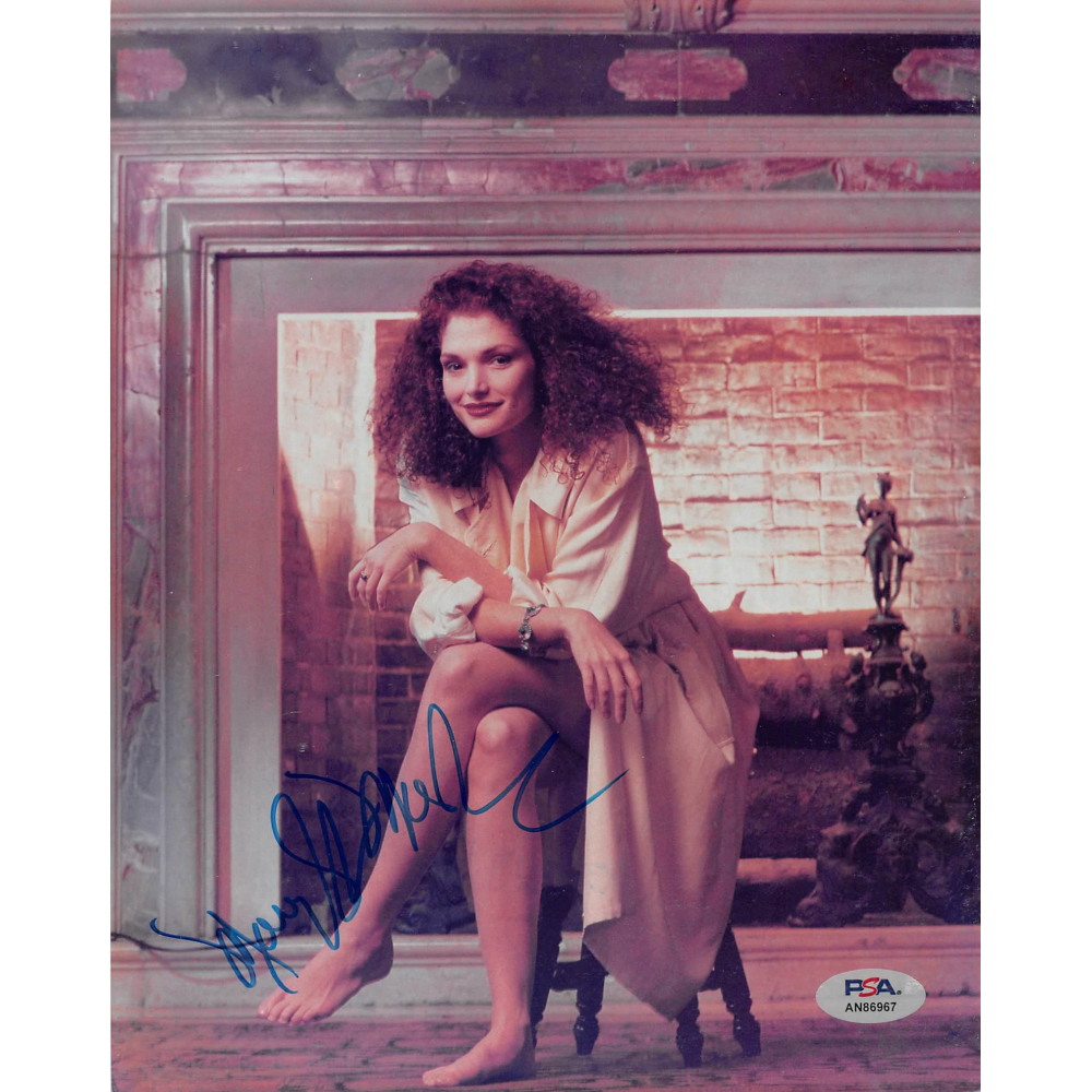 Mary Elizabeth Mastrantonio Signed 8x10 Photo (PSA) | Pristine Auction