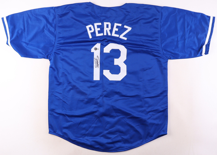 Salvador Perez Signed Jersey (Beckett) at PristineAuction.com Salvador Perez Signed Jersey (Beckett) at PristineAuction.com