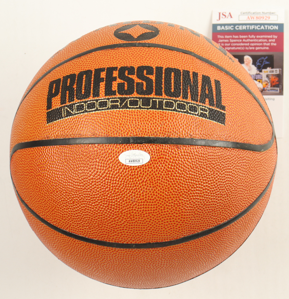 Bob Cousy Signed Basketball (JSA) at PristineAuction.com Bob Cousy Signed Basketball (JSA) at PristineAuction.com