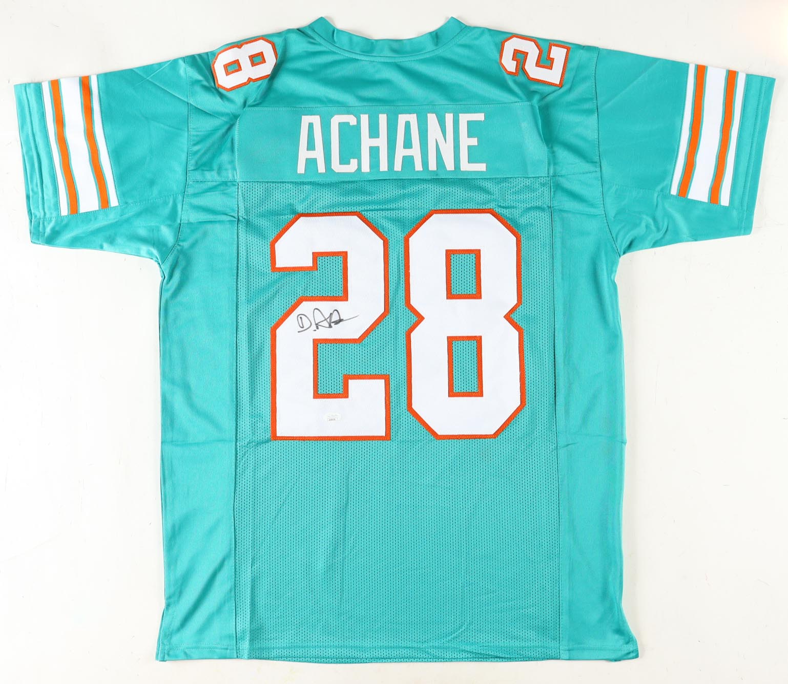 De'Von Achane Signed Jersey (JSA) at PristineAuction.com De'Von Achane Signed Jersey (JSA) at PristineAuction.com
