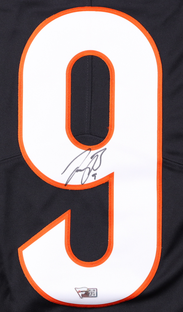 Joe Burrow Signed Bengals Jersey (Fanatics) at PristineAuction.com Joe Burrow Signed Bengals Jersey (Fanatics) at PristineAuction.com