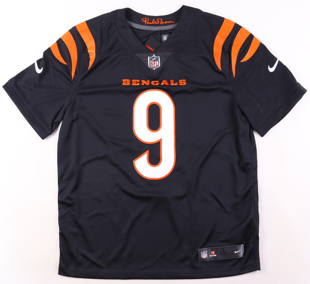 Joe Burrow Signed Bengals Jersey (Fanatics) at PristineAuction.com Joe Burrow Signed Bengals Jersey (Fanatics) at PristineAuction.com