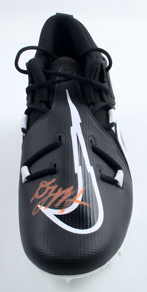 D.J. Moore Signed Nike Football Cleat (Beckett) at PristineAuction.com D.J. Moore Signed Nike Football Cleat (Beckett) at PristineAuction.com