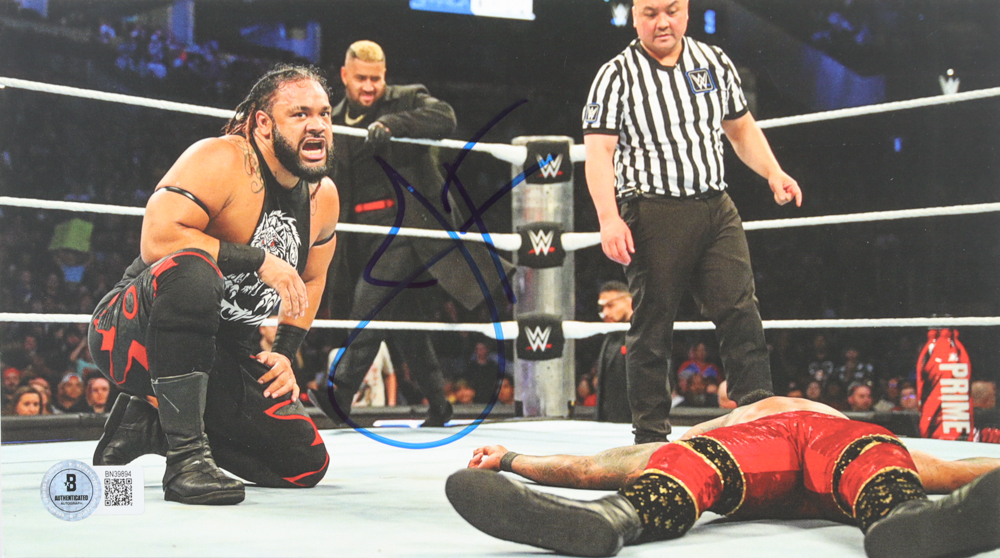 Jacob Fatu Signed WWE 5.5x10 Photo (Beckett) at PristineAuction.com Jacob Fatu Signed WWE 5.5x10 Photo (Beckett) at PristineAuction.com