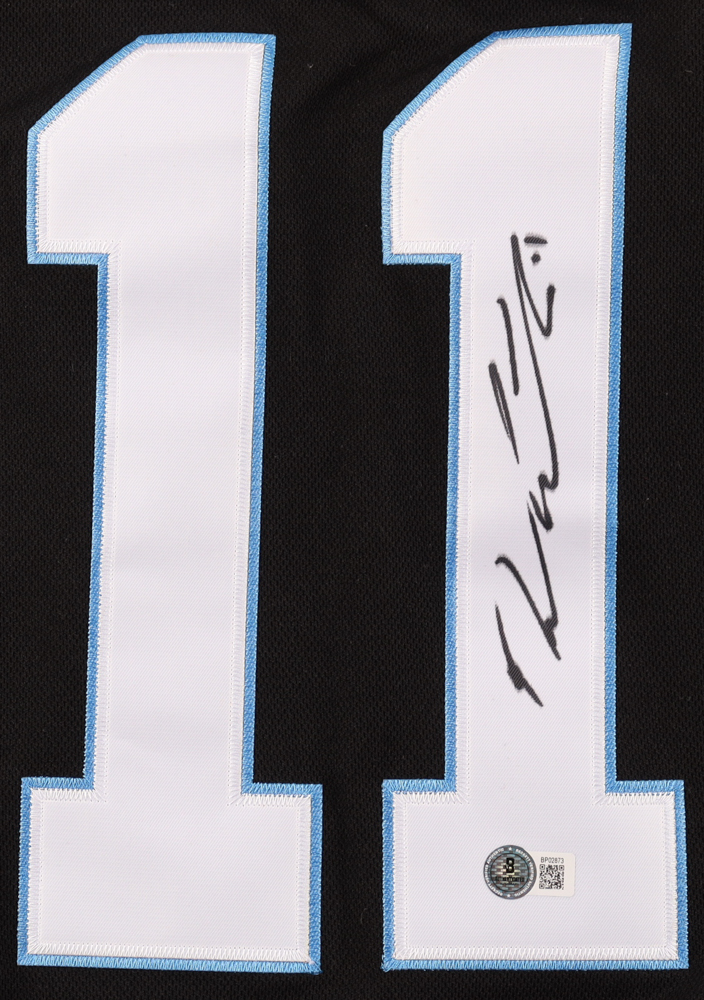 Dylan Guenther Signed Jersey (Beckett) at PristineAuction.com Dylan Guenther Signed Jersey (Beckett) at PristineAuction.com