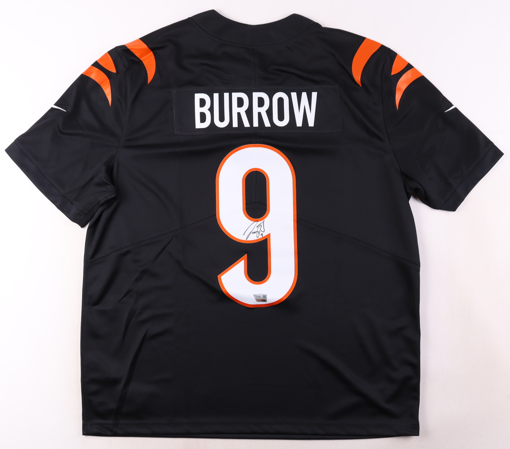 Joe Burrow Signed Bengals Jersey (Fanatics) at PristineAuction.com Joe Burrow Signed Bengals Jersey (Fanatics) at PristineAuction.com