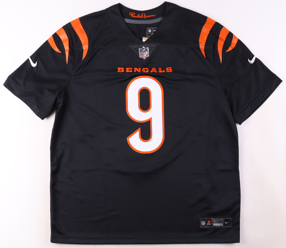 Joe Burrow Signed Bengals Jersey (Fanatics) at PristineAuction.com Joe Burrow Signed Bengals Jersey (Fanatics) at PristineAuction.com