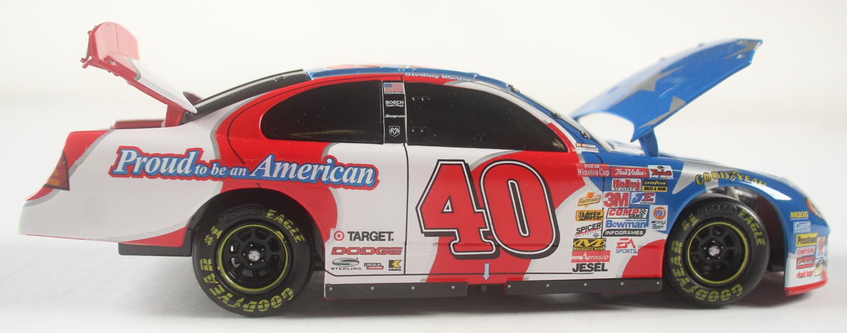 Sterling Marlin LE #40 American Pride 2001 Dodge Intrepid R/T 1:24 Die-Cast Car at PristineAuction.com Sterling Marlin LE #40 American Pride 2001 Dodge Intrepid R/T 1:24 Die-Cast Car at PristineAuction.com