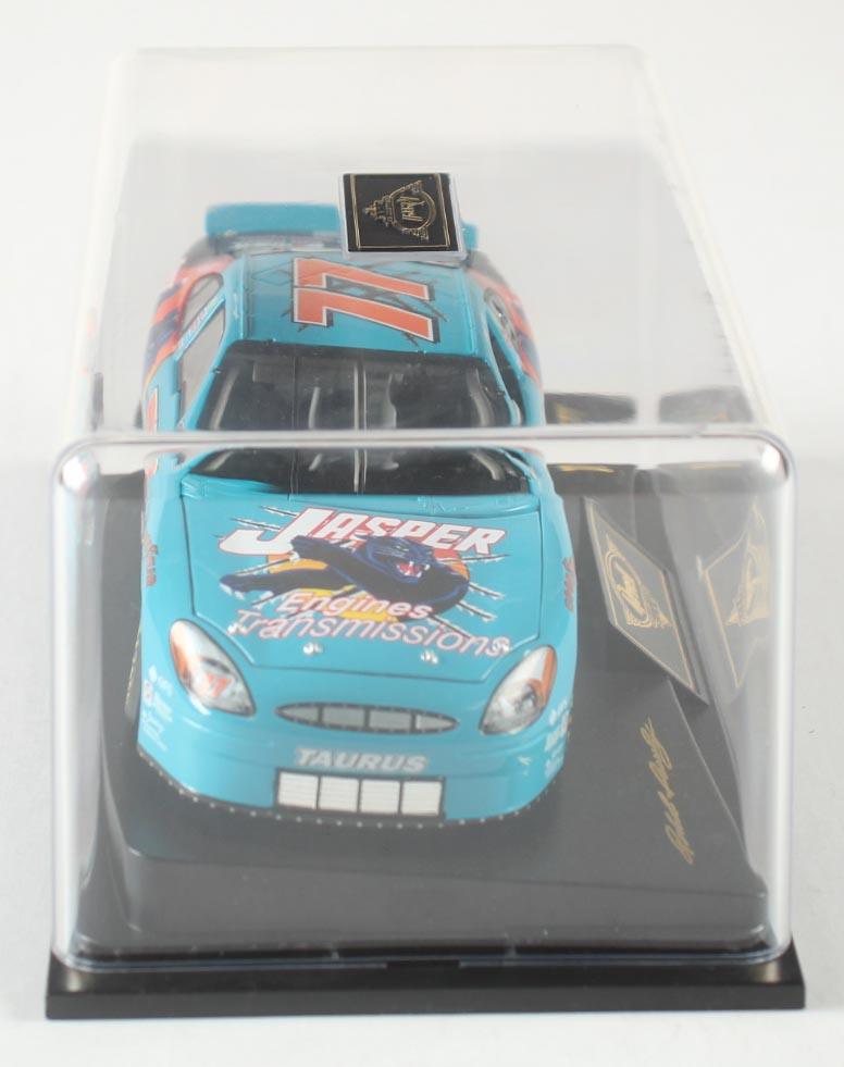 Robert Pressley #77 Jasper 2000 Ford Taurus 1:24 Diecast Car with Display Case at PristineAuction.com Robert Pressley #77 Jasper 2000 Ford Taurus 1:24 Diecast Car with Display Case at PristineAuction.com