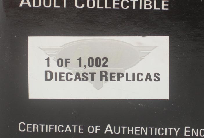 Robert Pressley #77 Jasper 2000 Ford Taurus 1:24 Diecast Car with Display Case at PristineAuction.com Robert Pressley #77 Jasper 2000 Ford Taurus 1:24 Diecast Car with Display Case at PristineAuction.com