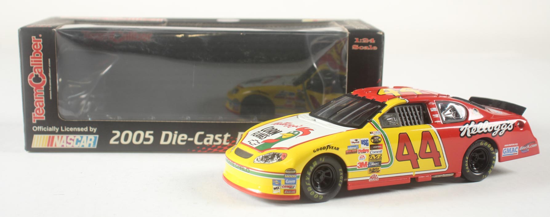 Terry Labonte #44 Kellogg's Corn Flakes 2005 Chevy Monte Carlo 1:24 Die-Cast Car at PristineAuction.com Terry Labonte #44 Kellogg's Corn Flakes 2005 Chevy Monte Carlo 1:24 Die-Cast Car at PristineAuction.com