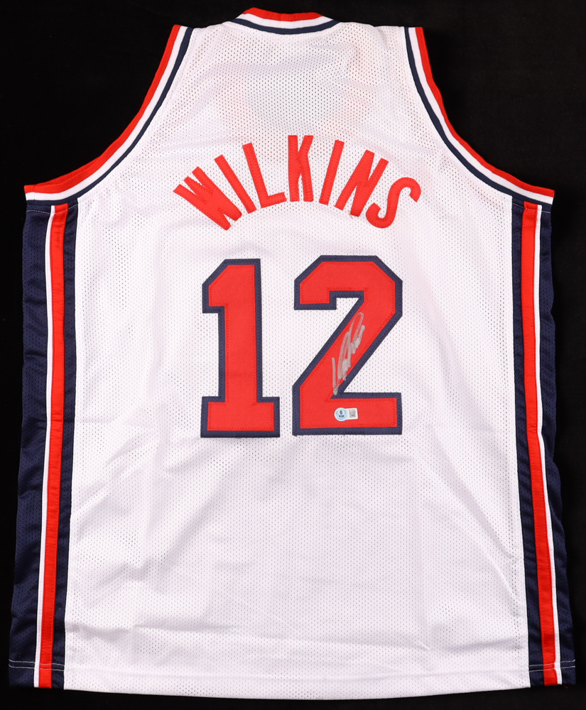 Dominique Wilkins Signed Jersey (Beckett) at PristineAuction.com Dominique Wilkins Signed Jersey (Beckett) at PristineAuction.com