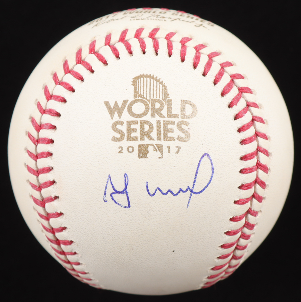 Jose Altuve Signed 2017 World Series Baseball (Beckett) at PristineAuction.com Jose Altuve Signed 2017 World Series Baseball (Beckett) at PristineAuction.com