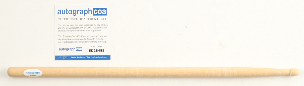 Travis Barker Signed 16" Drum Stick (AutographCOA) at PristineAuction.com Travis Barker Signed 16" Drum Stick (AutographCOA) at PristineAuction.com