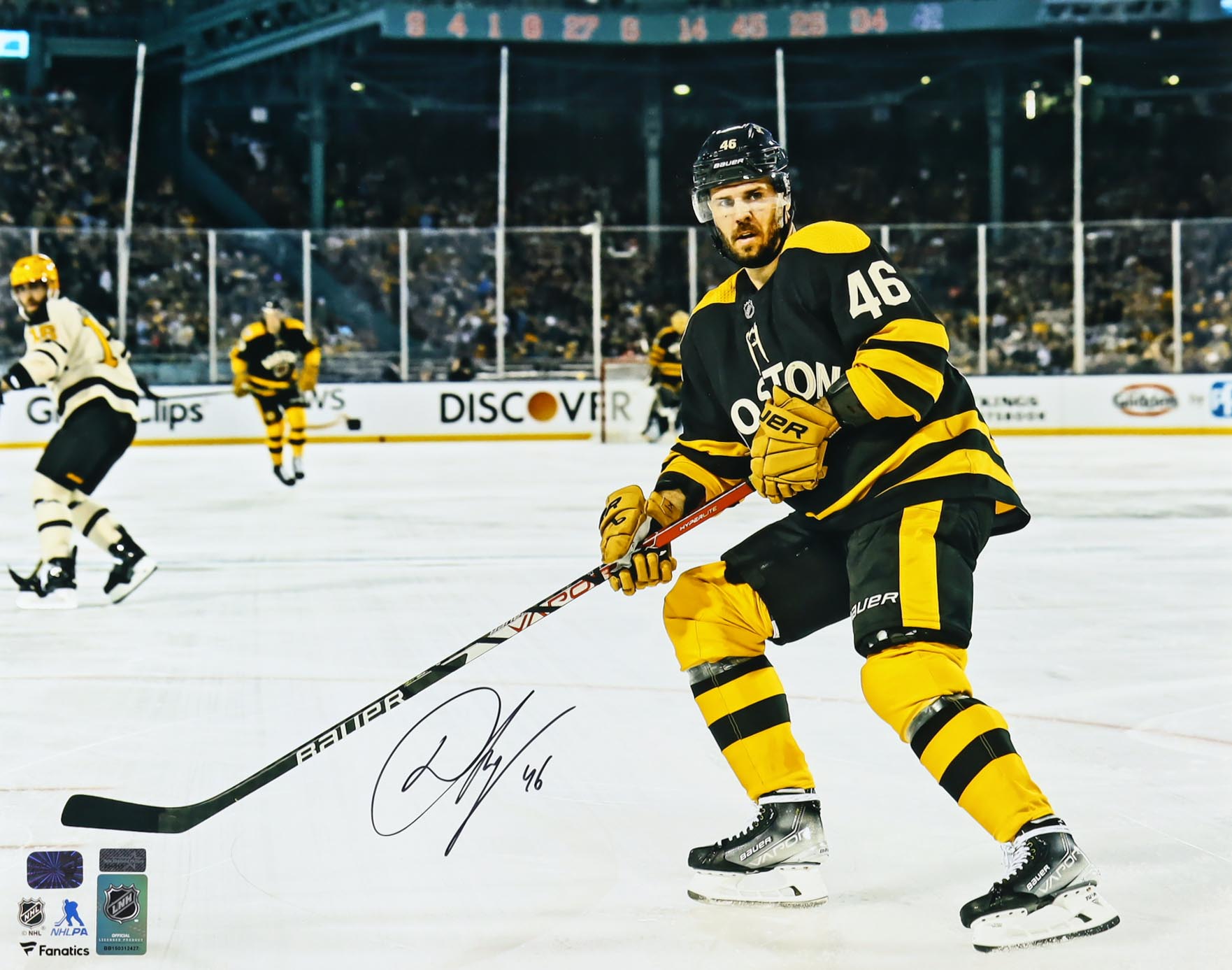David Krejci Signed Bruins 16x20 Photo (Krejci & New England Picture) at PristineAuction.com David Krejci Signed Bruins 16x20 Photo (Krejci & New England Picture) at PristineAuction.com