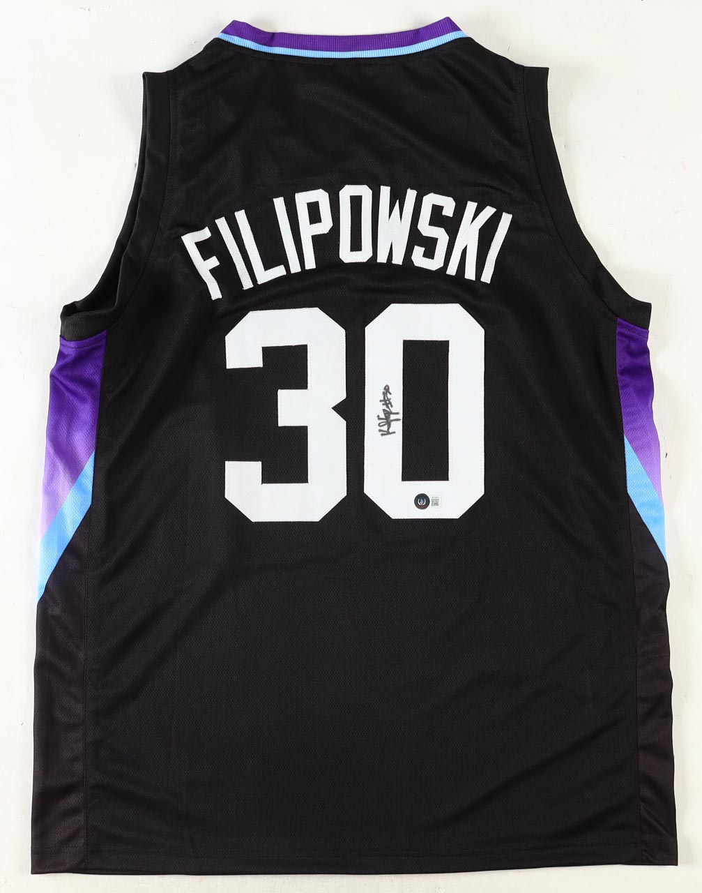 Kyle Filipowski Signed Jersey (Beckett) at PristineAuction.com Kyle Filipowski Signed Jersey (Beckett) at PristineAuction.com