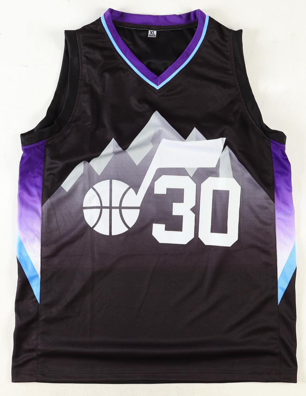 Kyle Filipowski Signed Jersey (Beckett) at PristineAuction.com Kyle Filipowski Signed Jersey (Beckett) at PristineAuction.com