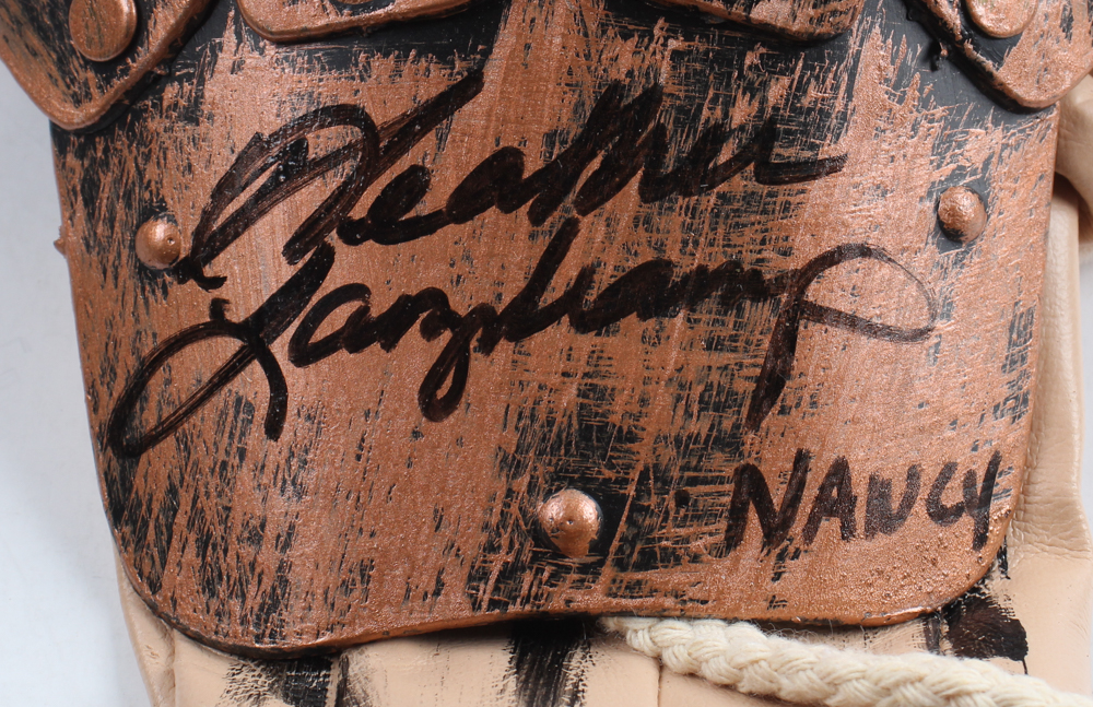 Heather Langenkamp Signed "A Nightmare on Elm Street" Freddy Krueger Replica Glove Inscribed "Nancy" (JSA) at PristineAuction.com Heather Langenkamp Signed "A Nightmare on Elm Street" Freddy Krueger Replica Glove Inscribed "Nancy" (JSA) at PristineAuction.com