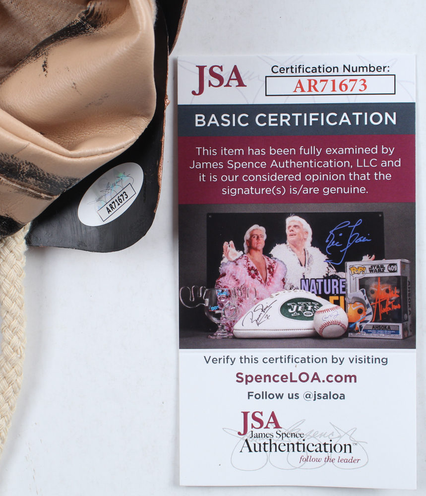 Heather Langenkamp Signed "A Nightmare on Elm Street" Freddy Krueger Replica Glove Inscribed "Nancy" (JSA) at PristineAuction.com Heather Langenkamp Signed "A Nightmare on Elm Street" Freddy Krueger Replica Glove Inscribed "Nancy" (JSA) at PristineAuction.com