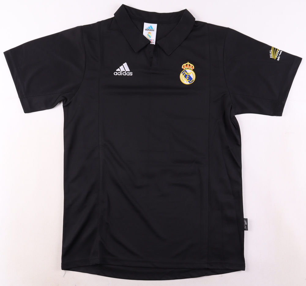 Luis Figo Signed Real Madrid Jersey (Beckett) at PristineAuction.com Luis Figo Signed Real Madrid Jersey (Beckett) at PristineAuction.com