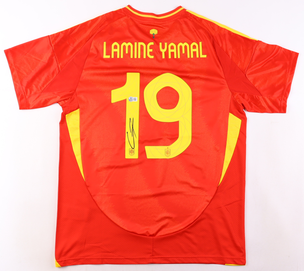 Lamine Yamal Signed Barcelona Nike Jersey (Beckett) at PristineAuction.com Lamine Yamal Signed Barcelona Nike Jersey (Beckett) at PristineAuction.com