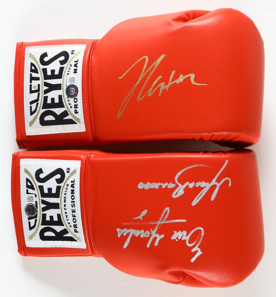 Julio Cesar Chavez, Marco Antonio Barrera & Erik Morales Signed Pair of Cleto Reyes Boxing Gloves with Display Case (Beckett) at PristineAuction.com Julio Cesar Chavez, Marco Antonio Barrera & Erik Morales Signed Pair of Cleto Reyes Boxing Gloves with Display Case (Beckett) at PristineAuction.com