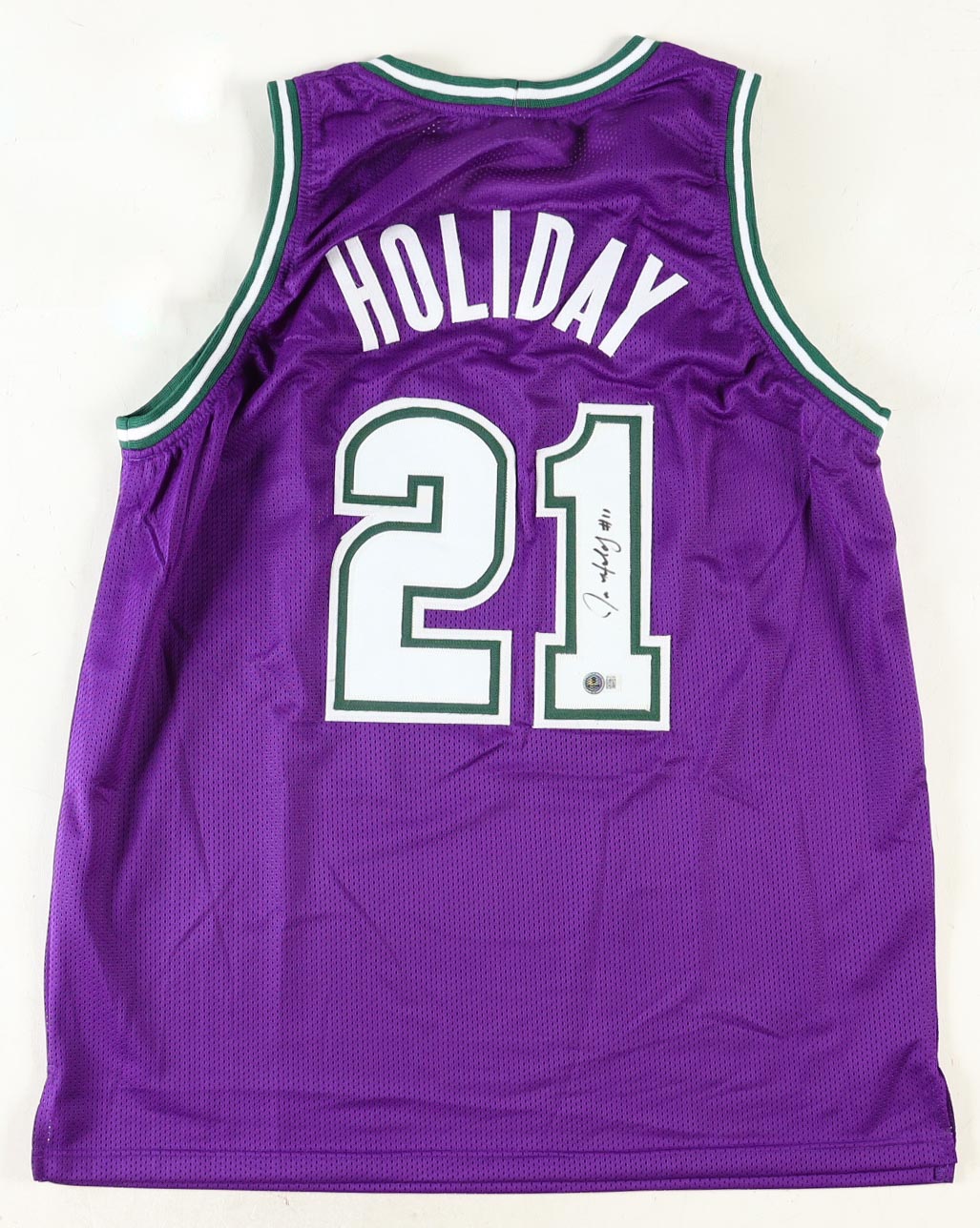 Jrue Holiday Signed Jersey (Beckett) at PristineAuction.com Jrue Holiday Signed Jersey (Beckett) at PristineAuction.com
