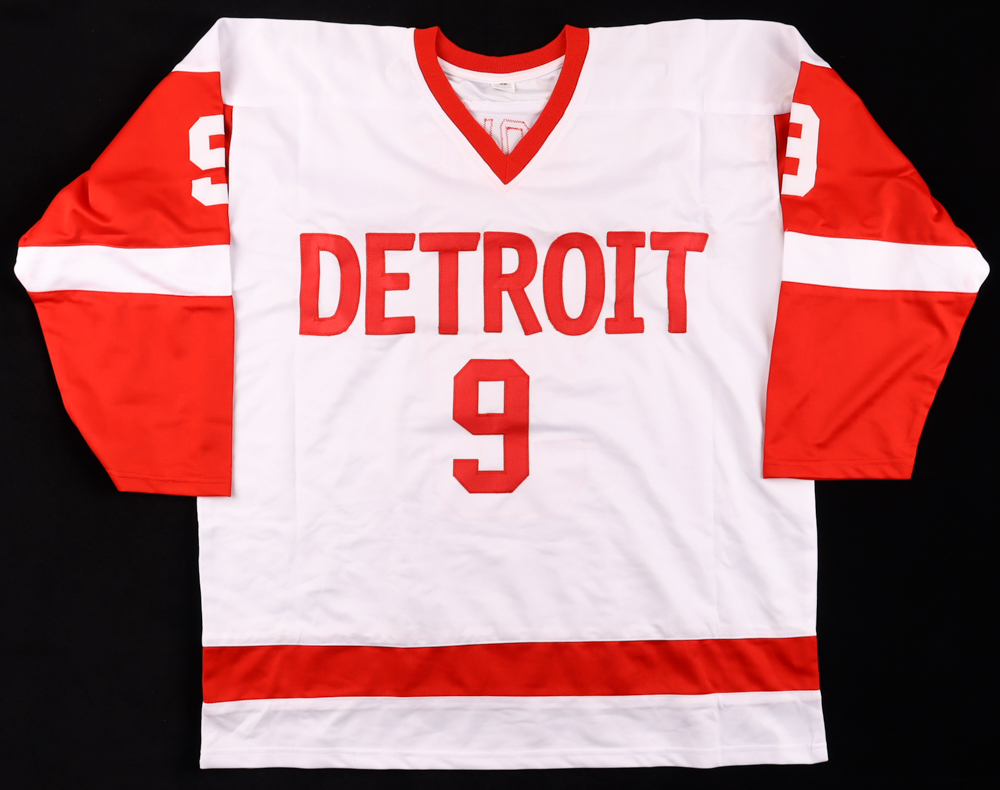 Gordie Howe Signed Jersey Inscribed "Mr. Hockey" & HOF 1972" (Beckett) at PristineAuction.com Gordie Howe Signed Jersey Inscribed "Mr. Hockey" & HOF 1972" (Beckett) at PristineAuction.com