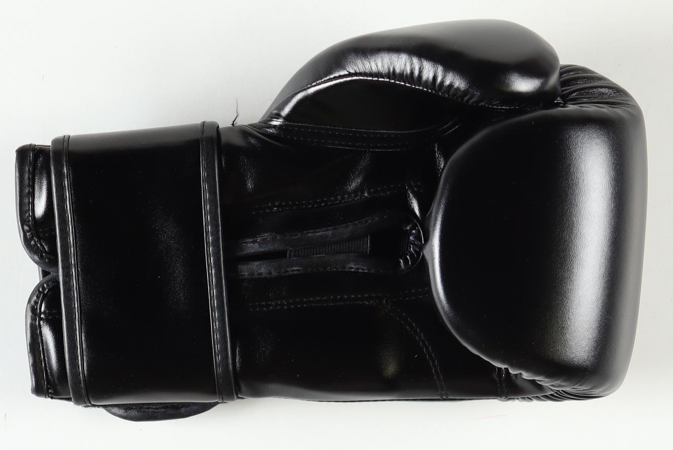 Mike Tyson Signed Hennessy Sponsor Only Boxing Glove (Tyson) at PristineAuction.com Mike Tyson Signed Hennessy Sponsor Only Boxing Glove (Tyson) at PristineAuction.com