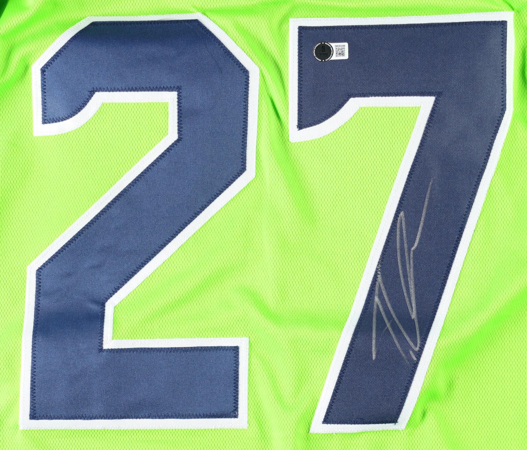 Tariq Woolen Signed Jersey (Beckett) at PristineAuction.com Tariq Woolen Signed Jersey (Beckett) at PristineAuction.com