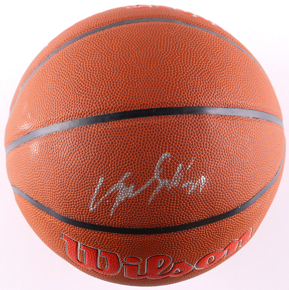 Dominique Wilkins signed basketball main image 0
