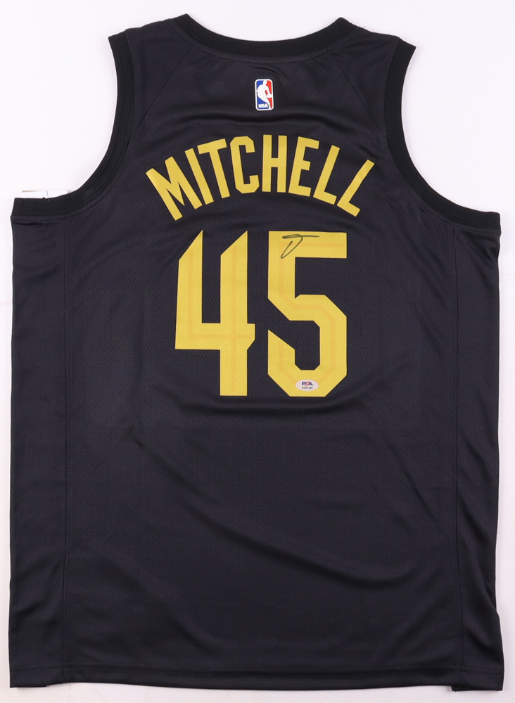 Donovan Mitchell Signed Cavaliers Jersey (PSA) at PristineAuction.com Donovan Mitchell Signed Cavaliers Jersey (PSA) at PristineAuction.com