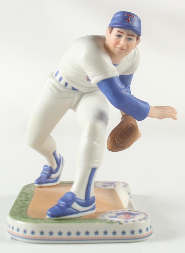 Nolan Ryan LE Rangers Ceramic Statue at PristineAuction.com Nolan Ryan LE Rangers Ceramic Statue at PristineAuction.com