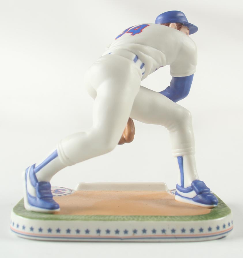 Nolan Ryan LE Rangers Ceramic Statue at PristineAuction.com Nolan Ryan LE Rangers Ceramic Statue at PristineAuction.com