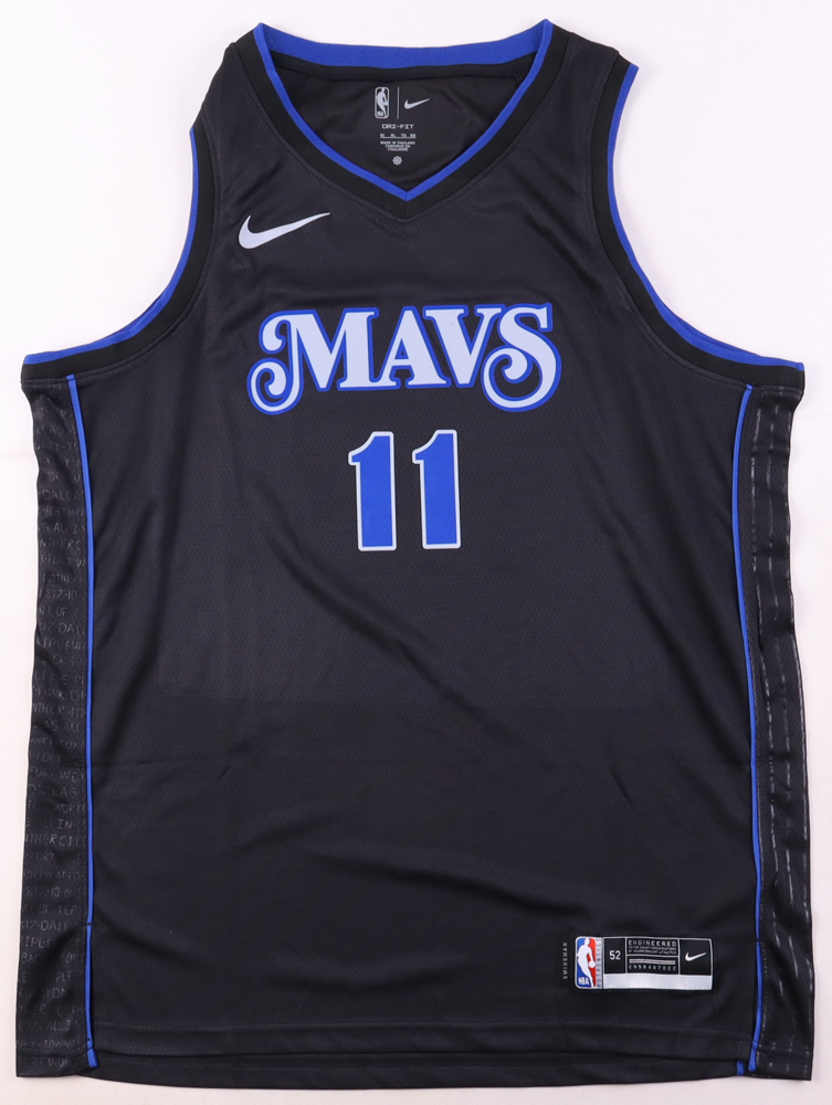 Kyrie Irving Signed Jersey (JSA) at PristineAuction.com Kyrie Irving Signed Jersey (JSA) at PristineAuction.com