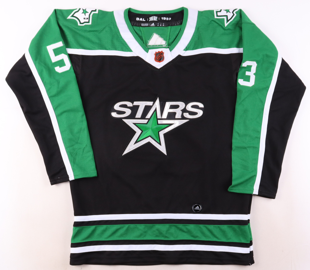 Wyatt Johnston Signed Jersey (JSA) at PristineAuction.com Wyatt Johnston Signed Jersey (JSA) at PristineAuction.com