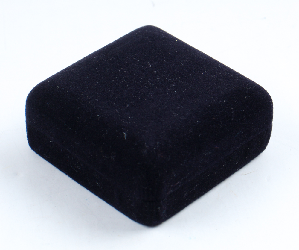 2007 LE World Series Champions Red Sox 24KT Gold Plated Commemorative Medallion (Highland Mint) at PristineAuction.com 2007 LE World Series Champions Red Sox 24KT Gold Plated Commemorative Medallion (Highland Mint) at PristineAuction.com