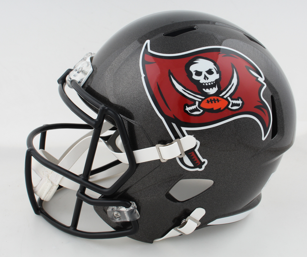 Dexter Jackson Signed Buccaneers Full-Size Speed Helmet Inscribed "S.B. XXXVII MVP" (JSA) at PristineAuction.com Dexter Jackson Signed Buccaneers Full-Size Speed Helmet Inscribed "S.B. XXXVII MVP" (JSA) at PristineAuction.com