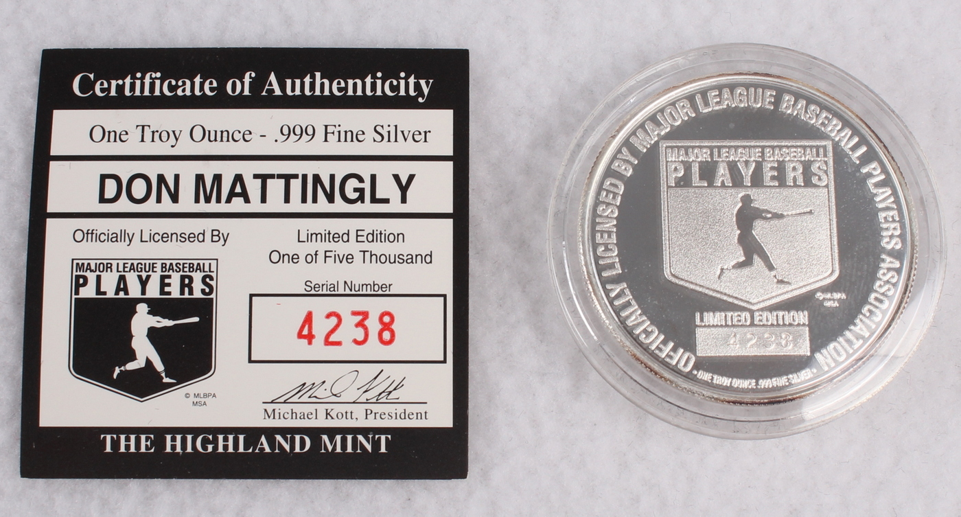 Don Mattingly LE MLB Silver Coin from Highland Mint in Case at PristineAuction.com Don Mattingly LE MLB Silver Coin from Highland Mint in Case at PristineAuction.com