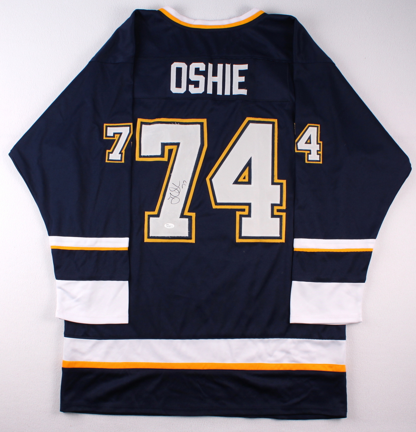 T.J. Oshie Signed Blues Jersey (JSA COA) at PristineAuction.com T.J. Oshie Signed Blues Jersey (JSA COA) at PristineAuction.com