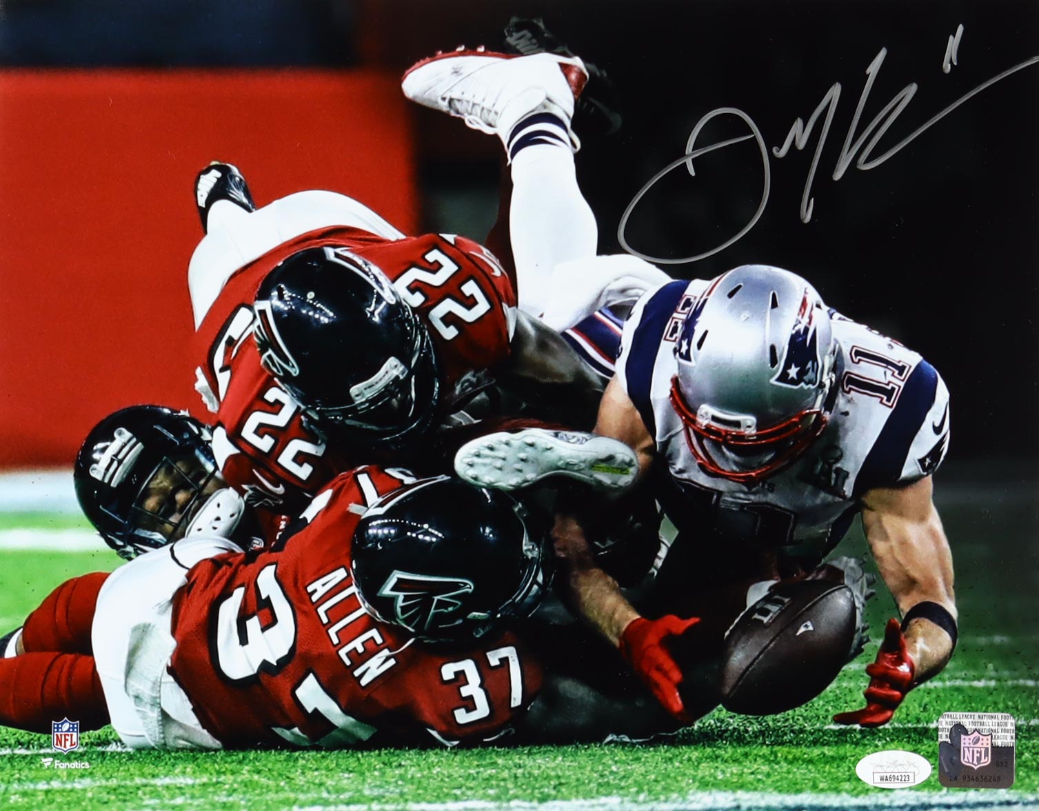 Julian Edelman Signed Patriots 11x14 Photo (JSA) at PristineAuction.com Julian Edelman Signed Patriots 11x14 Photo (JSA) at PristineAuction.com