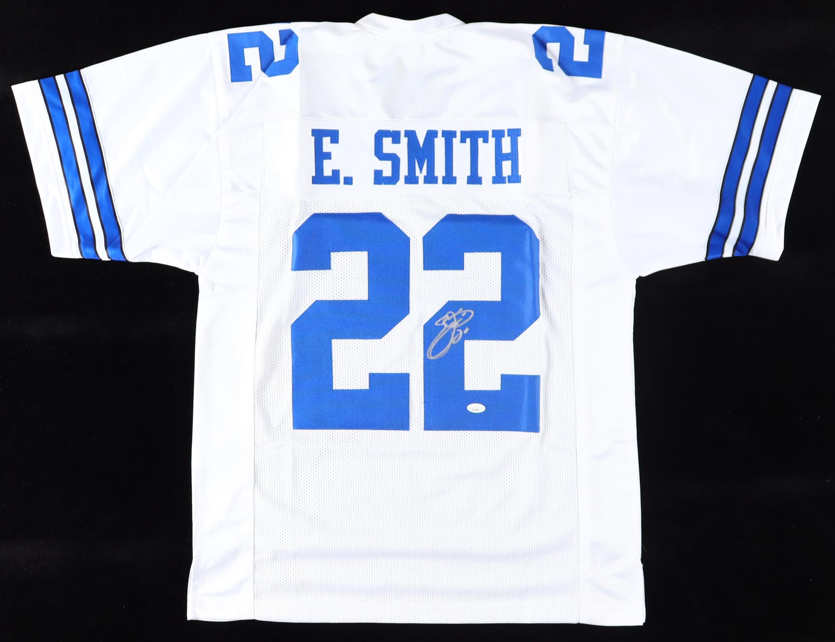 Emmitt Smith Signed Jersey (JSA) at PristineAuction.com Emmitt Smith Signed Jersey (JSA) at PristineAuction.com