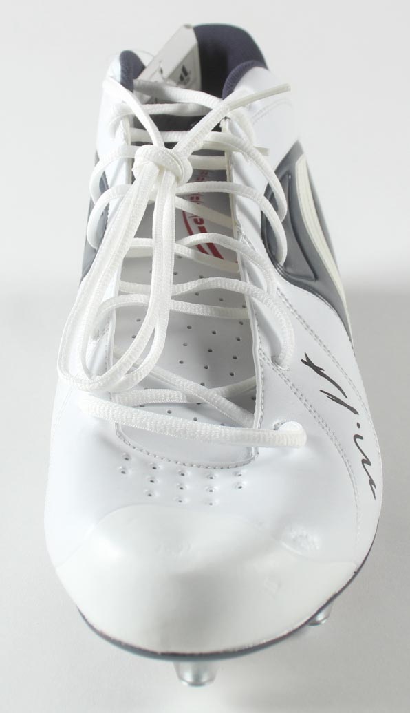 Montez Sweat Signed Adidas Football Cleat (JSA) at PristineAuction.com Montez Sweat Signed Adidas Football Cleat (JSA) at PristineAuction.com