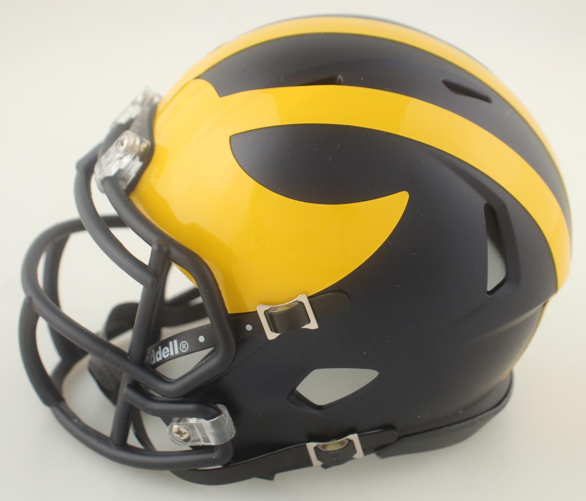 Kalel Mullings Signed Michigan Wolverines Speed Mini Helmet (Beckett) at PristineAuction.com Kalel Mullings Signed Michigan Wolverines Speed Mini Helmet (Beckett) at PristineAuction.com