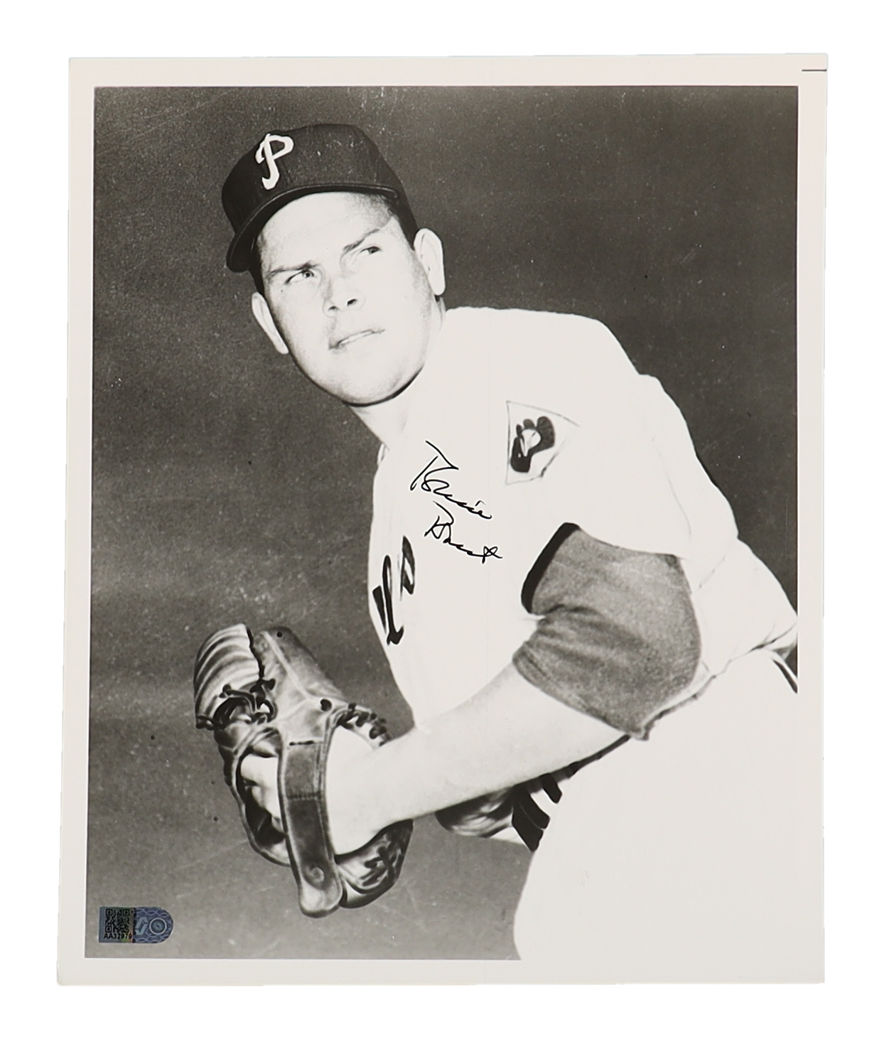 Robin Roberts Signed Phillies 8x10 Photo (AIV) at PristineAuction.com Robin Roberts Signed Phillies 8x10 Photo (AIV) at PristineAuction.com