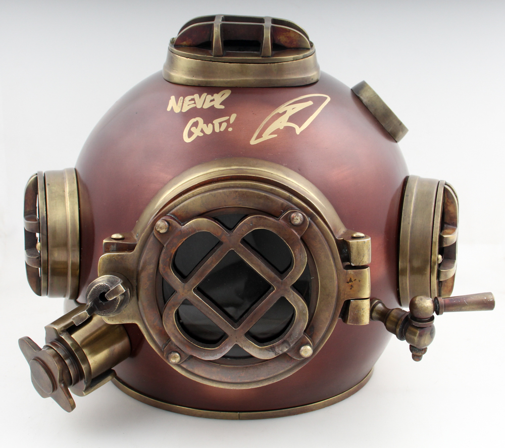 Robert O'Neill Signed Vintage Navy SEAL Frogman Helmet Inscribed "Never Quit!" (PSA) at PristineAuction.com Robert O'Neill Signed Vintage Navy SEAL Frogman Helmet Inscribed "Never Quit!" (PSA) at PristineAuction.com