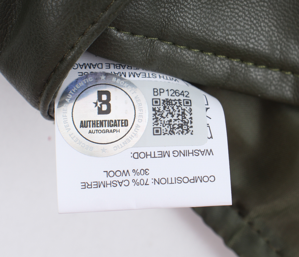 Paul Dano Signed "The Batman" Riddler Mask (Beckett) at PristineAuction.com Paul Dano Signed "The Batman" Riddler Mask (Beckett) at PristineAuction.com