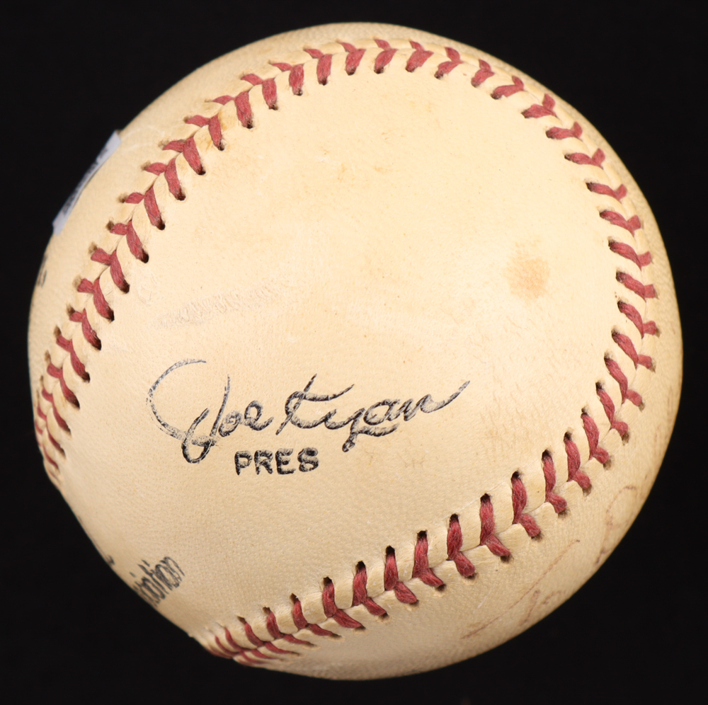 Mickey Mantle Signed OAA Baseball Inscribed "To Debbie" (Beckett) at PristineAuction.com Mickey Mantle Signed OAA Baseball Inscribed "To Debbie" (Beckett) at PristineAuction.com